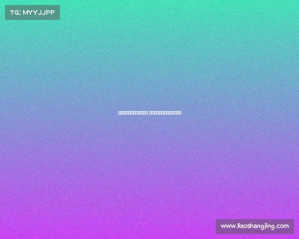 网球比赛现场观众热情洋溢 共同见证激烈对决与精彩时刻